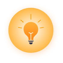 karriere tutor Ein Bild eines leuchtenden Glühbirnensymbols in der Mitte eines orangefarbenen Kreises mit Farbverlauf. Die Glühbirne strahlt kleine Linien aus, die Lichtstrahlen darstellen. Der Hintergrund des Bildes hat einen helleren Orangeton, der einen strahlenden Effekt erzeugt.