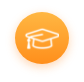 karriere tutor Ein rundes, orangefarbenes Symbol mit einem weißen Abschlusskappensymbol in der Mitte. An der Kappe hängt an der rechten Seite eine Quaste. Der orangefarbene Hintergrund hat einen subtilen Farbverlauf und einen leuchtenden Effekt an den Rändern.